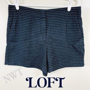 LOFT Navy Blue & White Striped Pattern Chino Shorts - Womens 10 - NWT